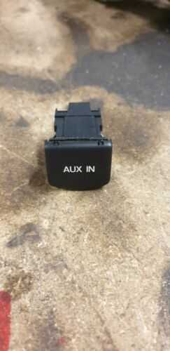 VW POLO R LINE 2012 GENUINE COMPLETE AUX JACK IN PORT