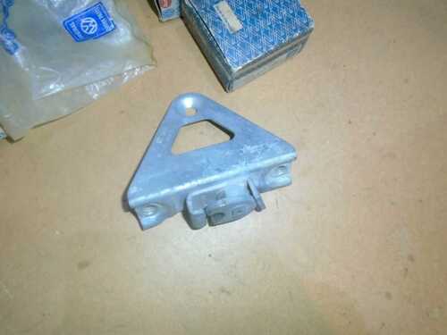 Volkswagen Campervan,  T2 Early bay* TAILGATE LOCKING MECHANISM *1968  to 8/72