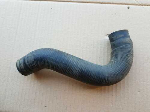 VW GOLF JETTA MK2 1.8 72KW LOWER RADIATOR COOLANT HOSE