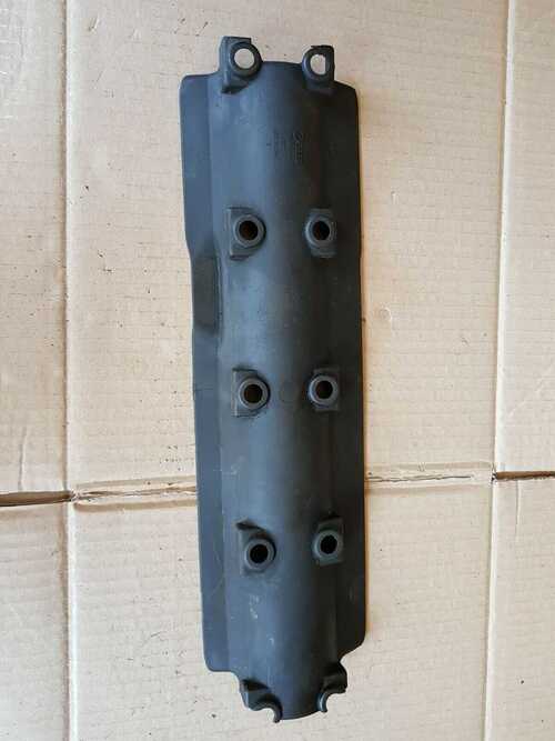 VW GOLF JETTA MK2 1.8 72KW PLASTIC ROCKER COVER CAM COVER