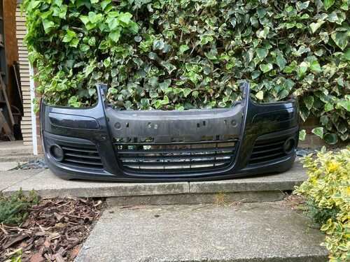 VW Golf Mk5 2.0 GT Front Bumper - Black