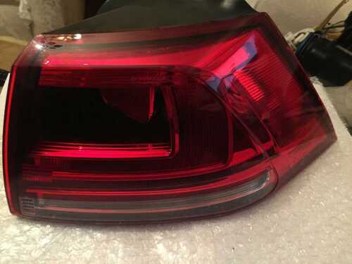 VW GOLF MK7 REAR RIGHT TAIL LIGHT 5G0945096P @1494