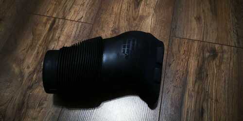 VW TRANSPORTER T5.1 2.0TDI AIR FILTER BOX INTAKE PIPE 7H0129647B