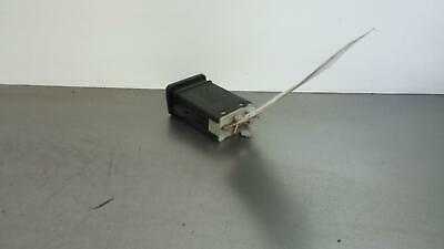 VOLKSWAGEN GOLF 1998-2004  Misc Switch [1J] Hazard Warning Light Switch  0001165