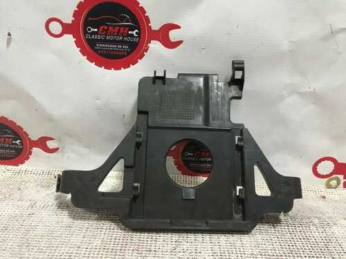 VW GOLF 4 BATTERY BUSE HOLDER BRACKET 1J0915345