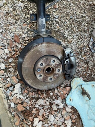 VW TRANSPORTER T6 OSF DRIVERS FRONT HUB  2.0 TDI