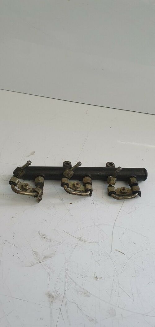 Jaguar Xf 2.7 D Tdv6 Discovery 3/4 Diesel Fuel Rail 4R8Q-9D280-AC