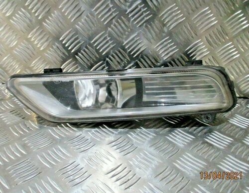 2011-2014 GENUINE VW PASSAT B7 FRONT RIGHT DRIVER SIDE FOG LIGHT LAMP A047358