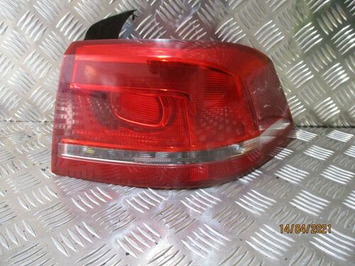 2010-2015 GENUIENE VW PASSAT B8 SALOON RIGHT DRIVER SIDE REAR TAIL LIGHT LAMP